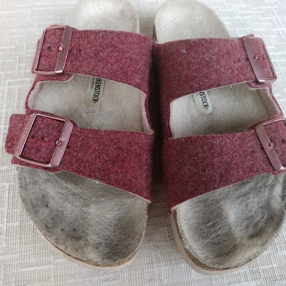 Birkenstock Women's Arizona Raspberry Synthetic Sandal Size 38 US 7 - Picture 2 of 6